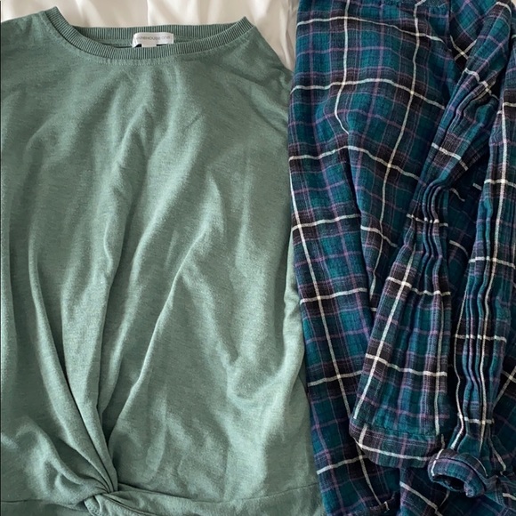 Clothing bundle - Picture 4 of 4